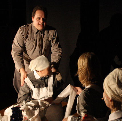 Vai mit� se Punaposki ajattelee? - 
Julkunen, Auli, Kaarina ja Irina